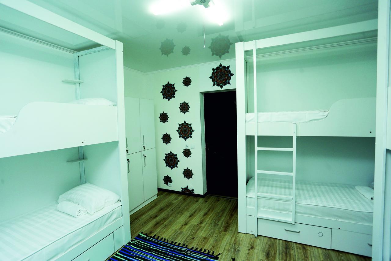 Hostel Interhouse Karakol Exteriér fotografie